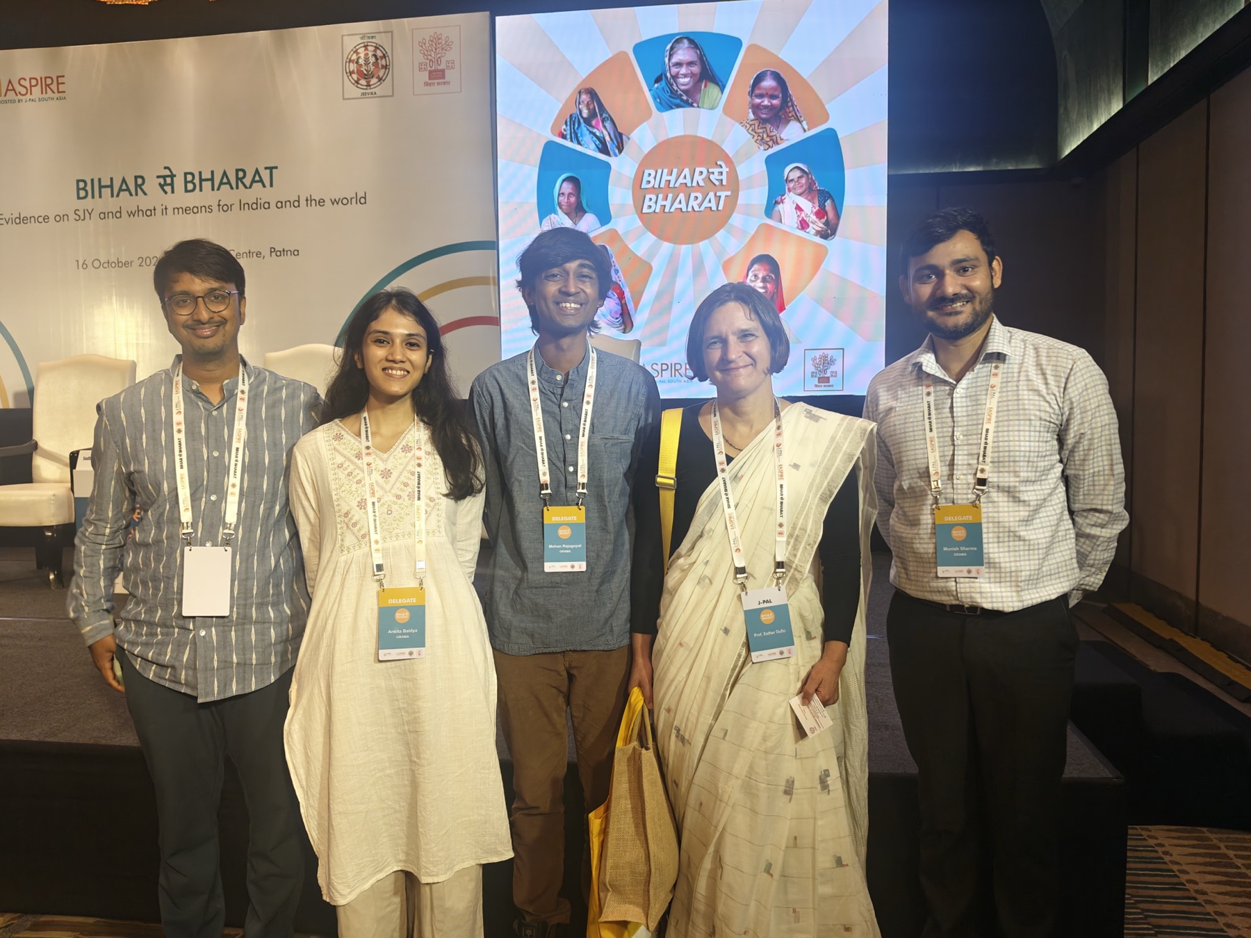 GRAMA team with Professor Esther Duflo at the Bihar Se Bharat conference in Patna